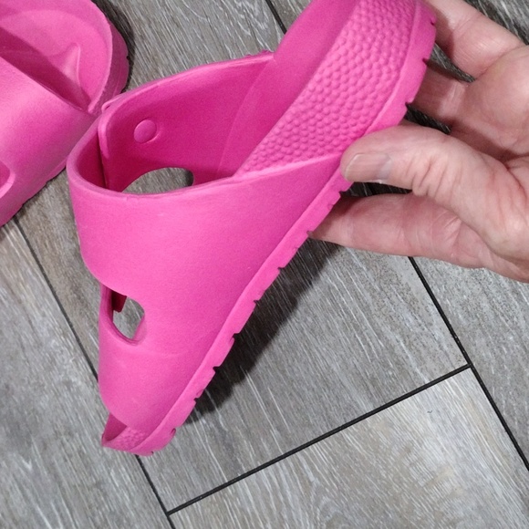 Ashko pink Croc like Birkenstock like slides. Size 9 - 10 - Picture 5 of 6